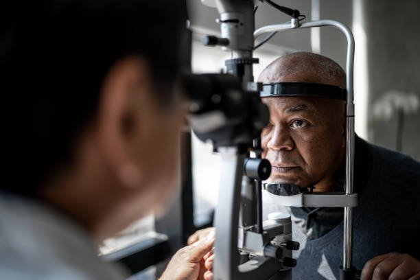 Eye specialist equipment